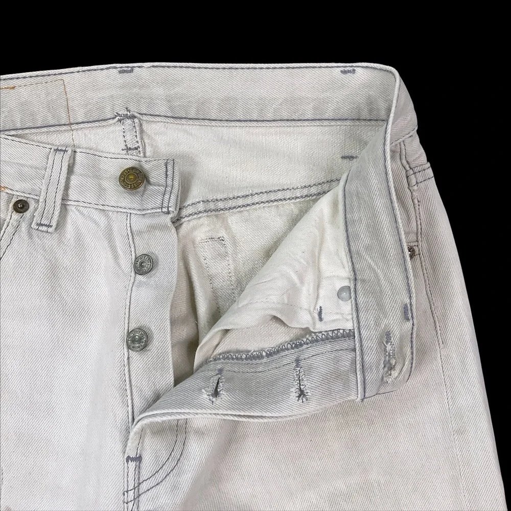 Levis Jeans Men 30 (ACTUAL 29x32) Gray Straight Authorized Vintage Denim $228‎